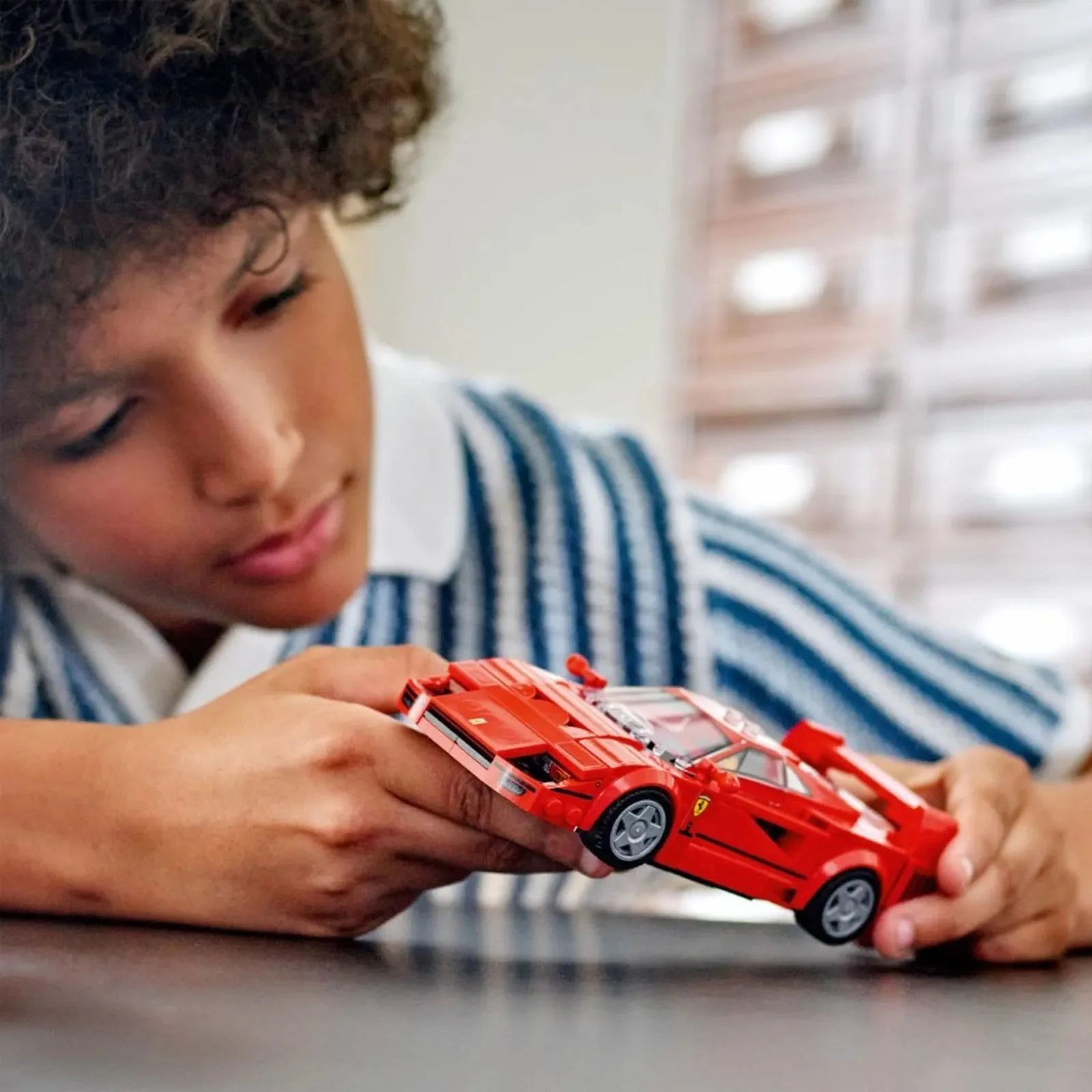 Set de constructie LEGO Speed Champions Supermasina Ferrari F40, 318 el. foto