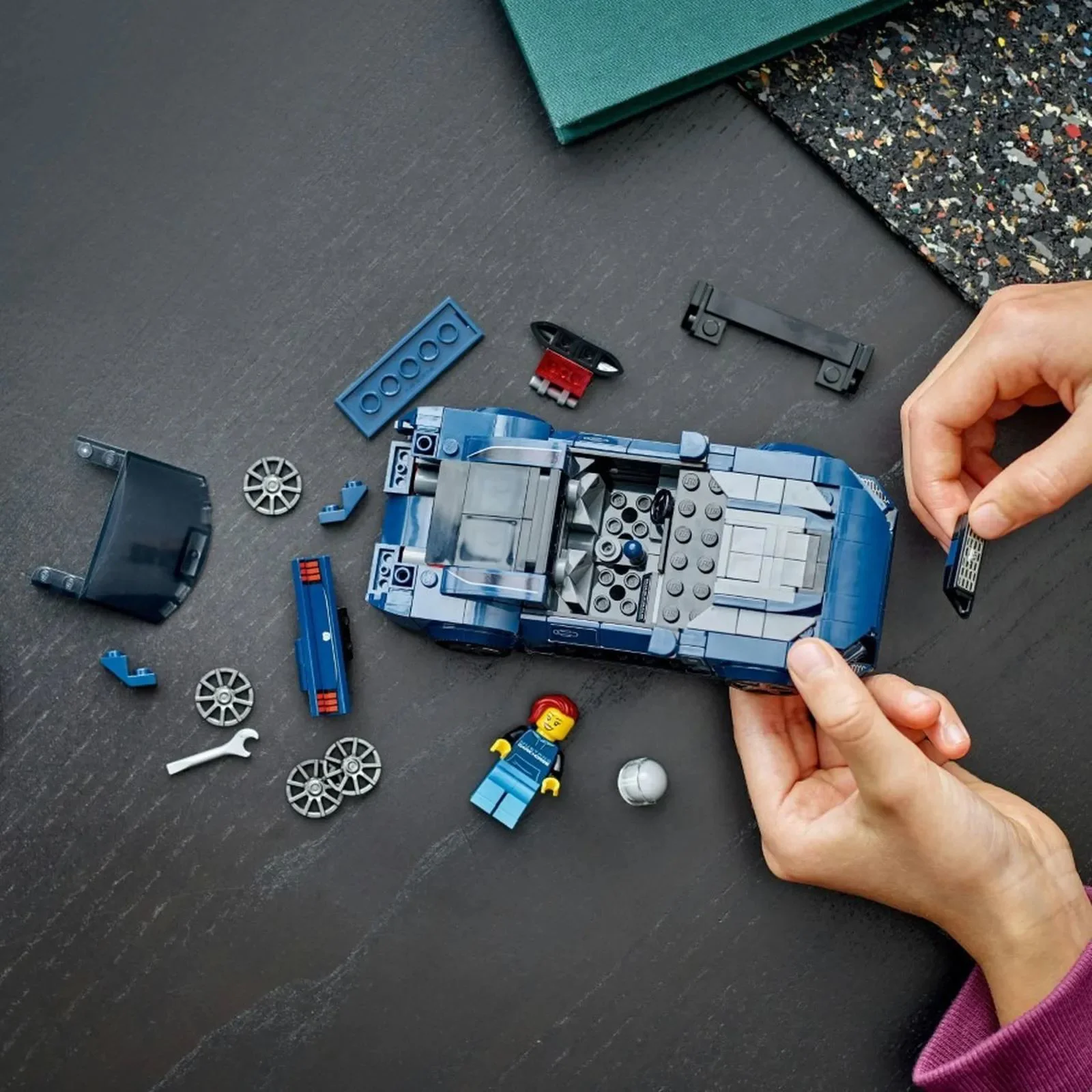 Конструктор LEGO Speed Champions Спортивный автомобиль Ford Mustang Dark Horse, 344 эл. foto