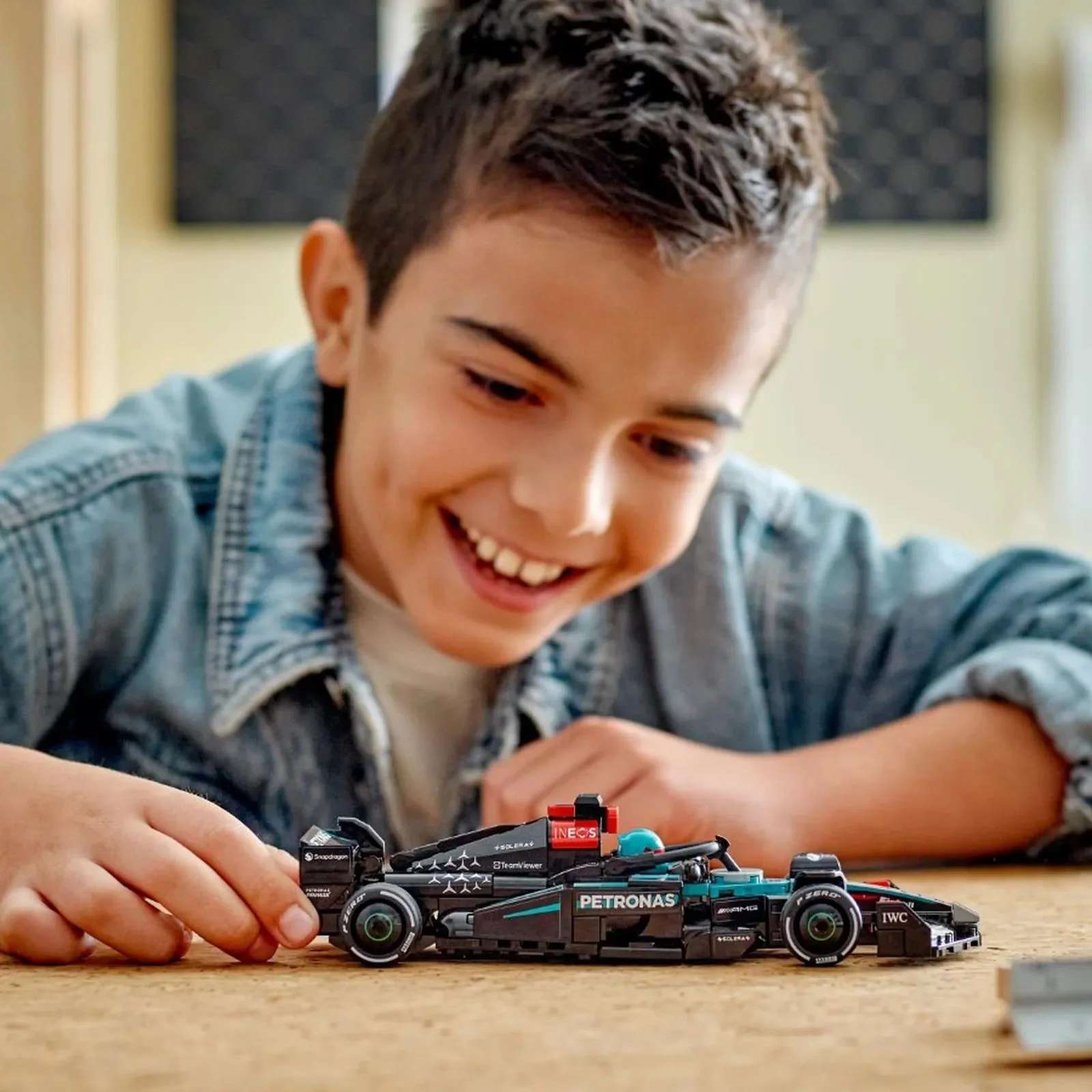Конструктор LEGO Speed Champions Гоночный болид Mercedes-AMG F1 W15, 267 эл. foto