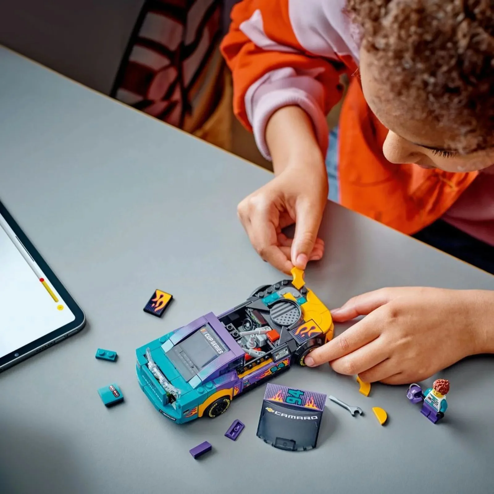 Конструктор LEGO Speed Champions NASCAR Next Gen Chevrolet Camaro ZL1, 328 эл. foto