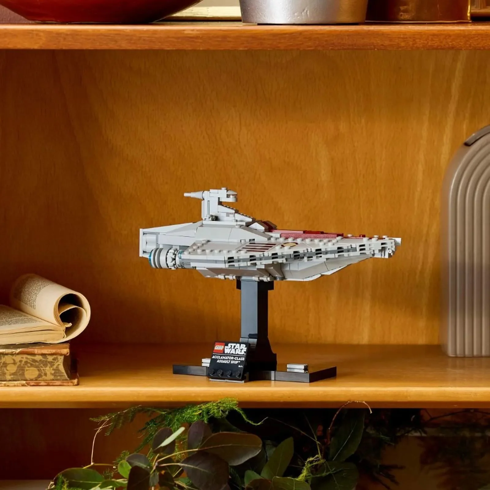 Set de constructie LEGO Star Wars Nava de asalt din clasa Acclamator, 450 el. foto
