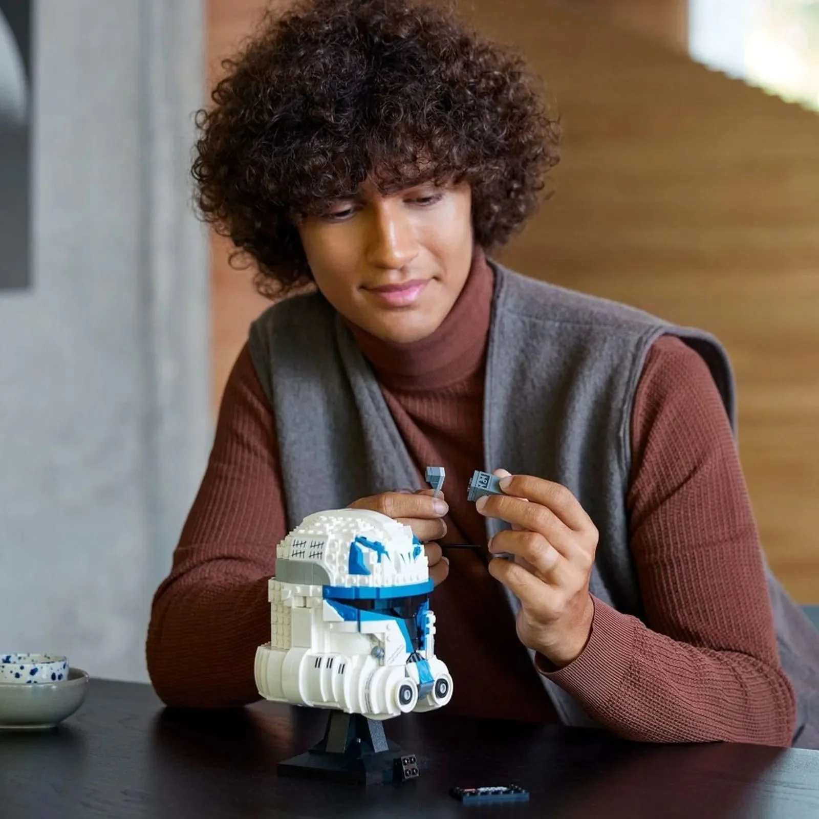 Конструктор LEGO Star Wars Шлем Капитана Рекса, 854 эл. foto