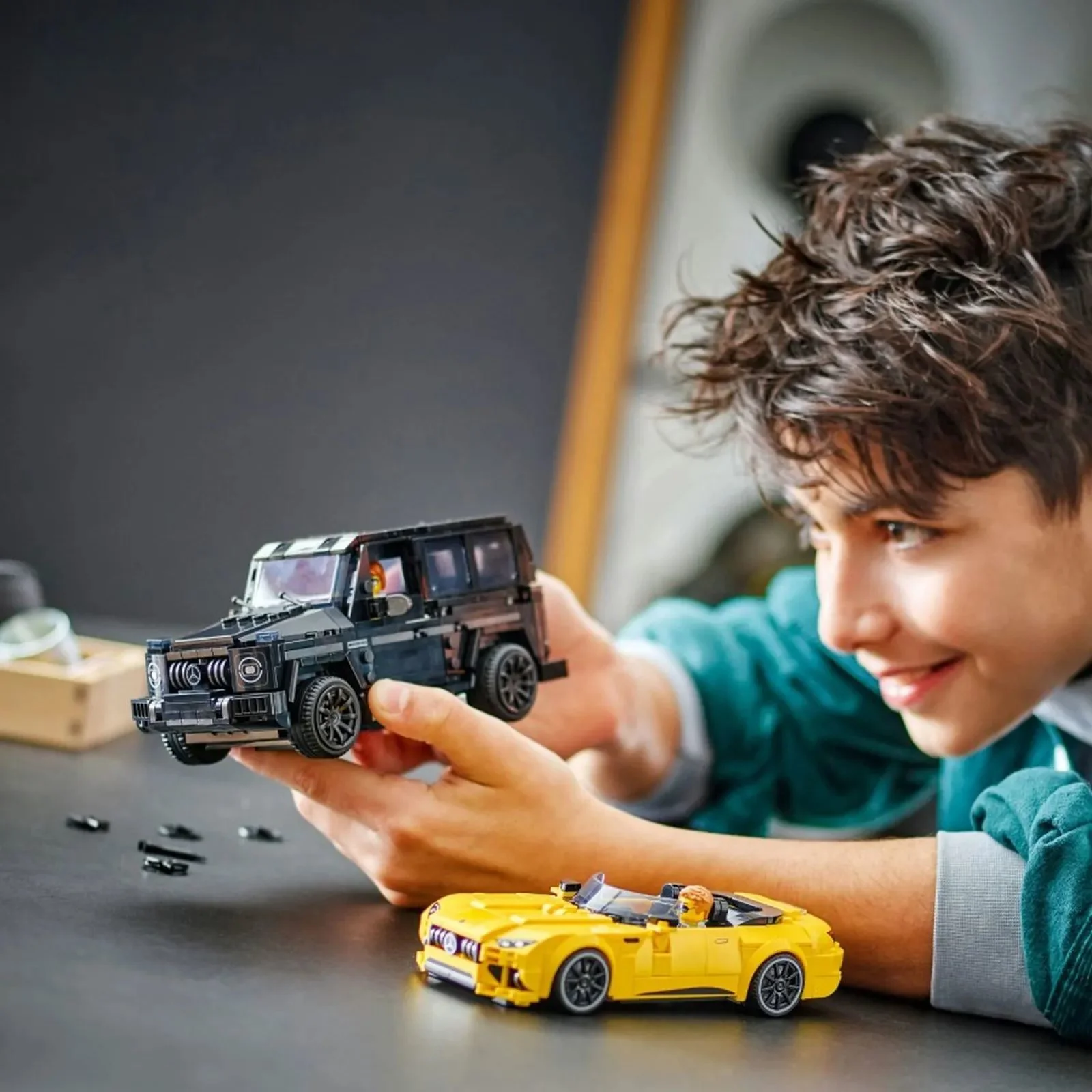 Конструктор LEGO Speed Champions Mercedes-AMG G 63 и Mercedes-AMG SL 63, 808 эл. foto