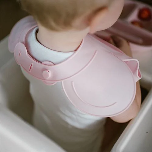 Baveta reglabila din silicon BabyOno Roz