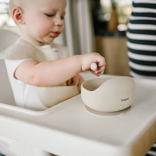 Силиконовая миска с присоской BabyOno Бежевая