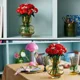 Строительный набор LEGO Botanicals Букет роз, 822 эл.