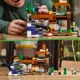 Строительный набор LEGO Minecraft Шахта в Бэдлендсе, 538 эл.
