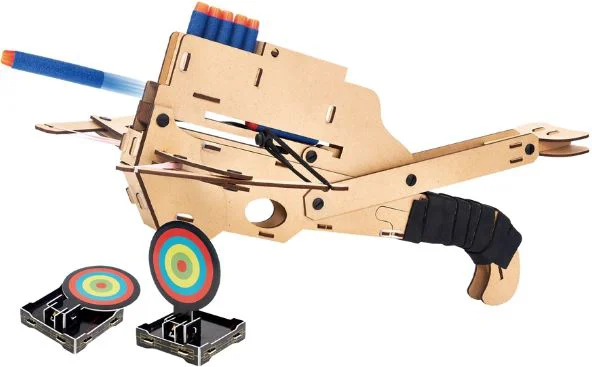 Puzzle 3D CubicFun Arbaleta cu darts