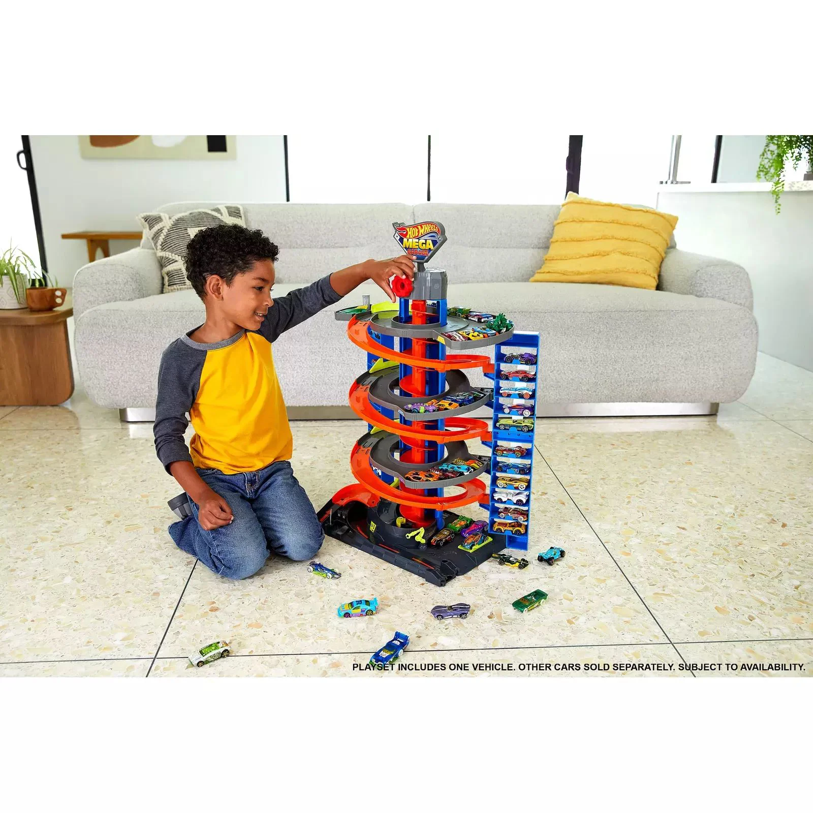 Игровой набор Hot Wheels Мега Гараж
