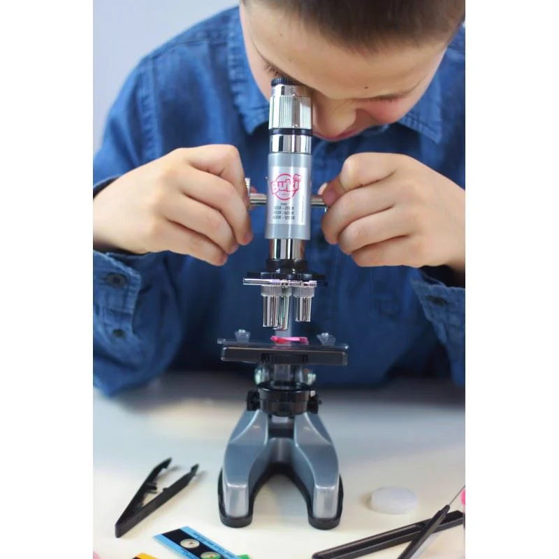 Set de joaca Buki Microscop cu 30 de experimente