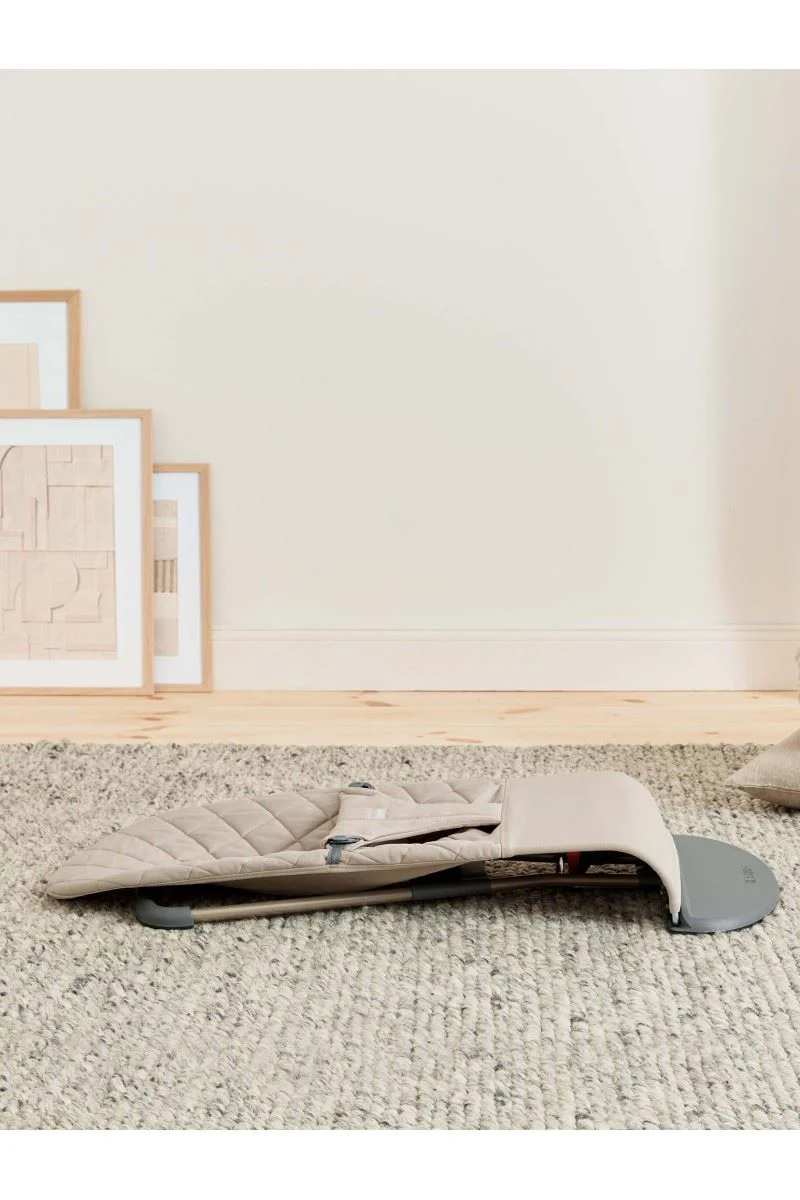 Кресло-шезлонг BabyBjorn Bliss Woven C-Quilt, Sand grey foto