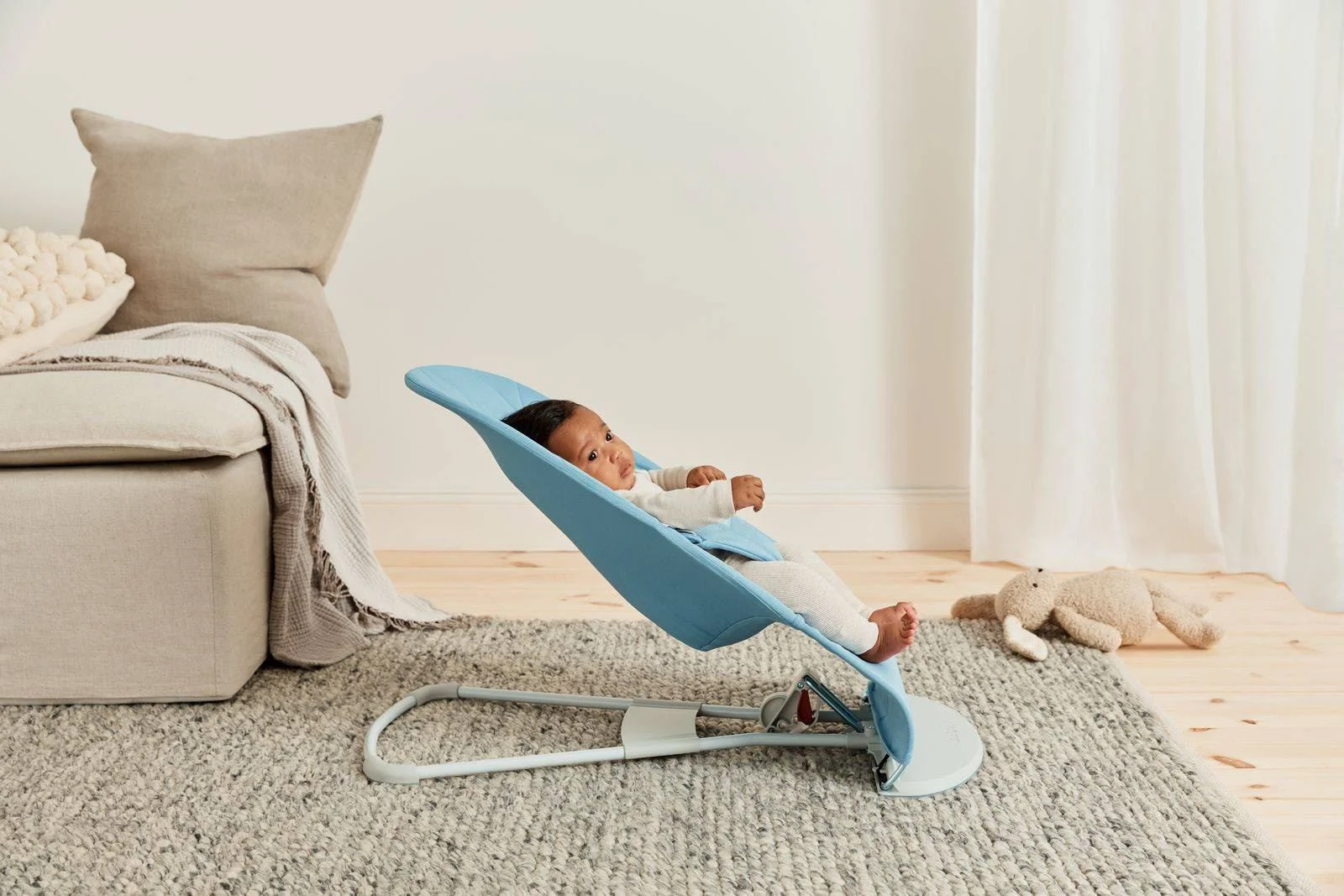 Кресло-шезлонг BabyBjorn Bliss Woven Petal Quilt Blue foto