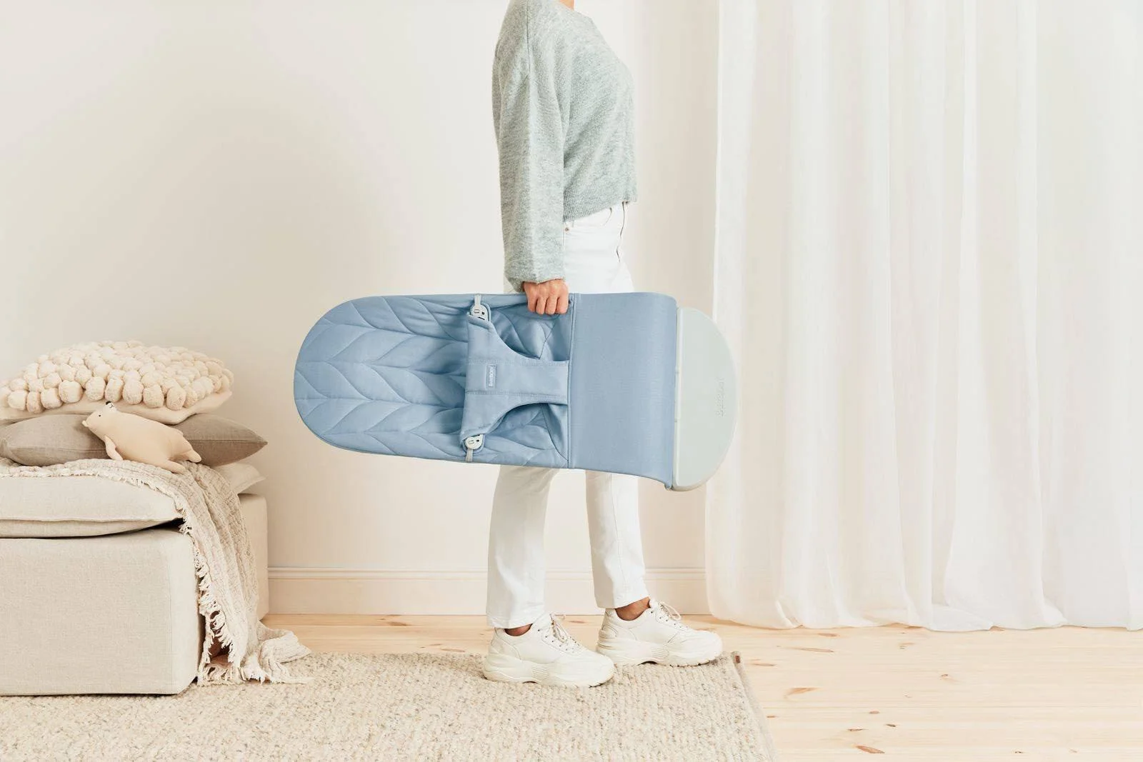 Кресло-шезлонг BabyBjorn Bliss Woven Petal Quilt Blue foto