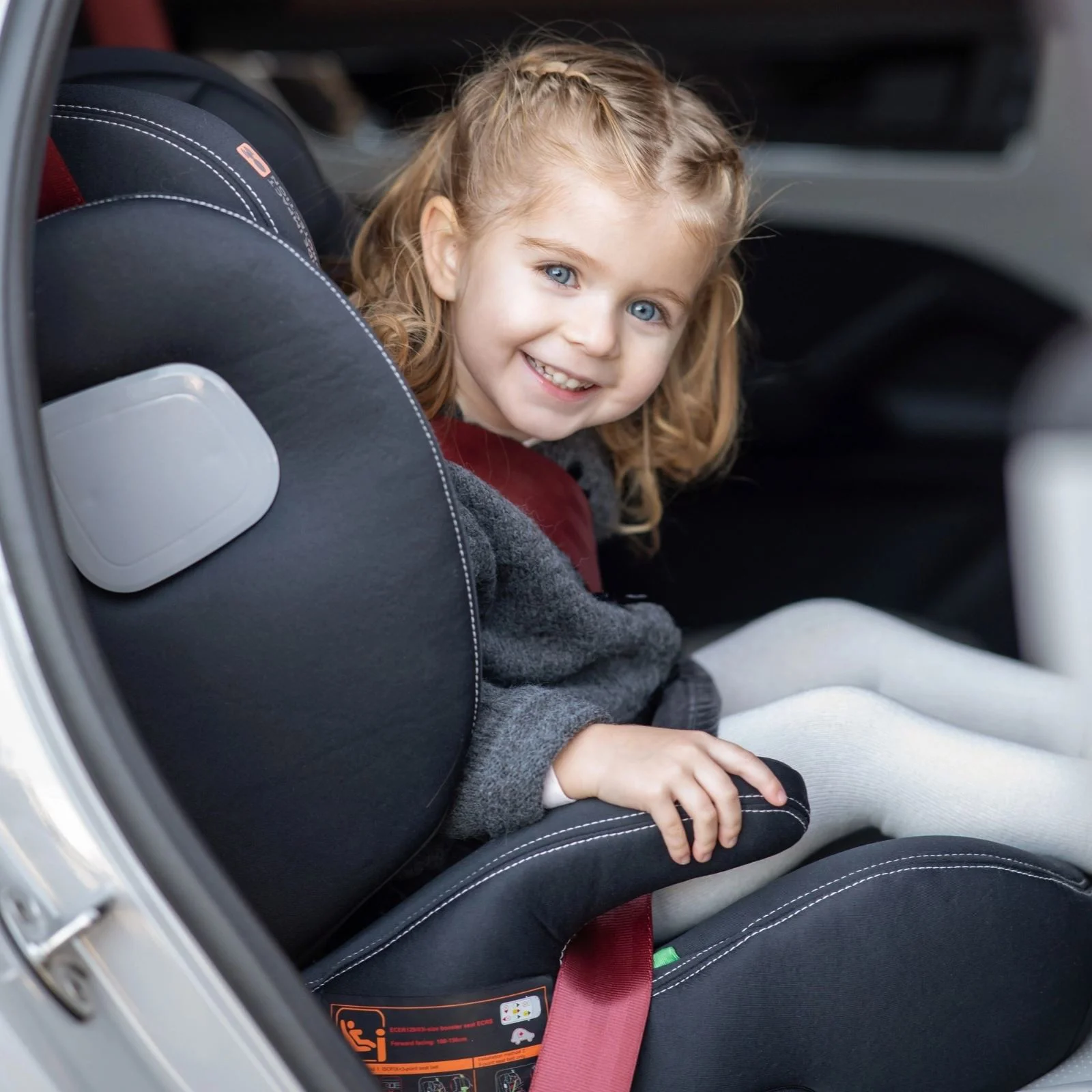 Scaun auto cu isofix i-Size KikkaBoo i-Track Dark Grey, 100-150 cm foto