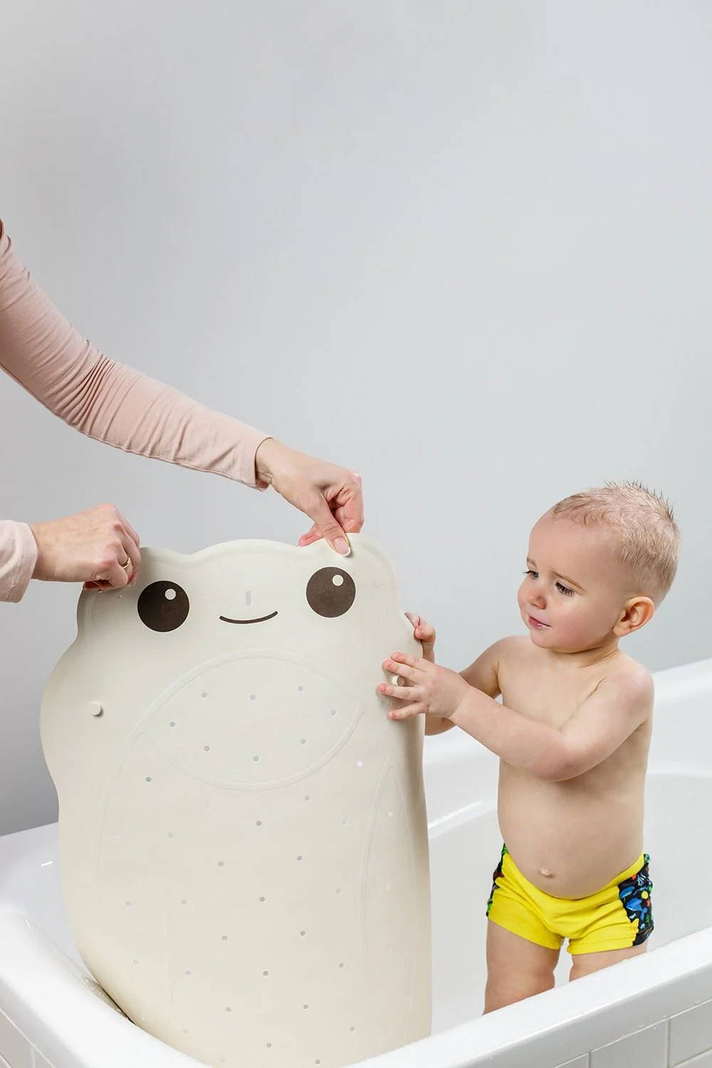 Коврик противоскользящий резиновый для ванной Roxy Kids Green Frog, 76x45 см foto