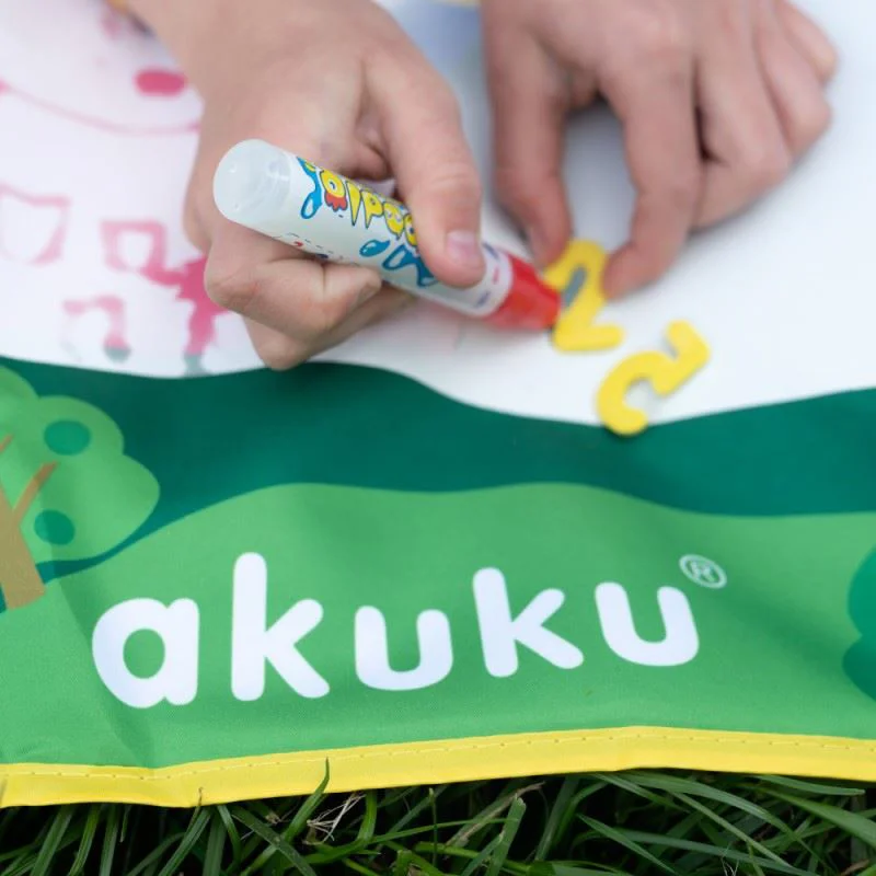 Covoras de desen cu apa Akuku foto