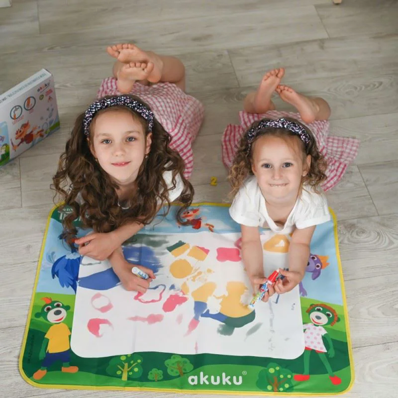 Covoras de desen cu apa Akuku foto