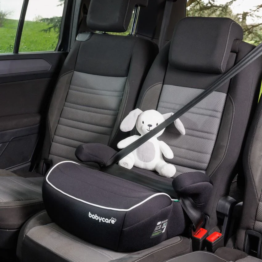 Автокресло бустер i-Size BabyCare Black, 125–150 см foto