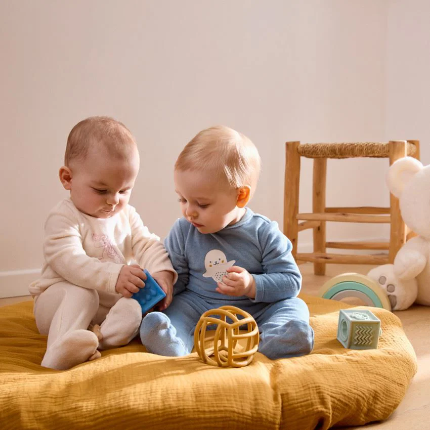 Orchestra Pijama din velvet pentru baietei Albastra foto