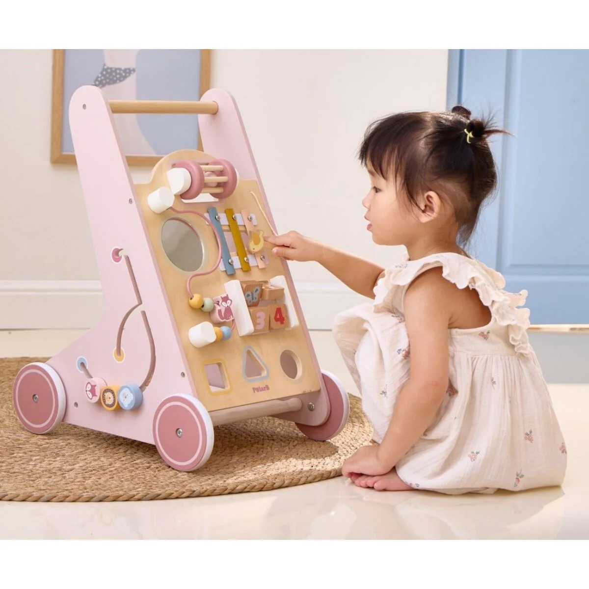 Antemergator din lemn cu activitati educative Viga Toys PolarB Pink foto