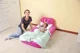 Saltea gonflabila p/u copii Bestway cu spatar si proiector Pink, 76х132х46cm foto