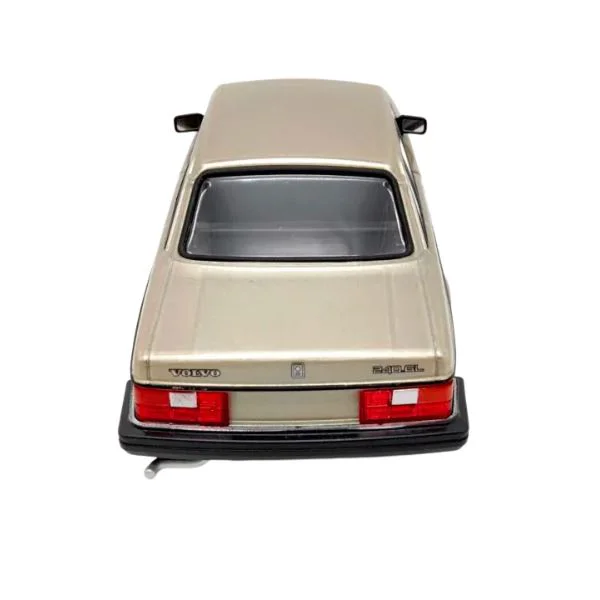 Masinuta din metal Welly Volvo 240 GL, 1:24 foto