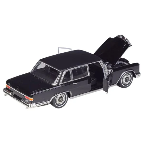 Masinuta din metal Welly 1963 Mercedes-Benz 600, 1:24 foto