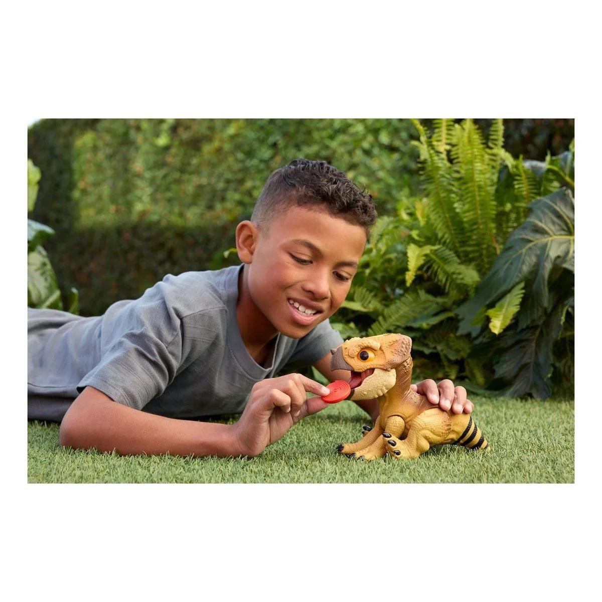 Интерактивная фигурка динозавра Mattel Jurassic World: Aquilops Dolores foto