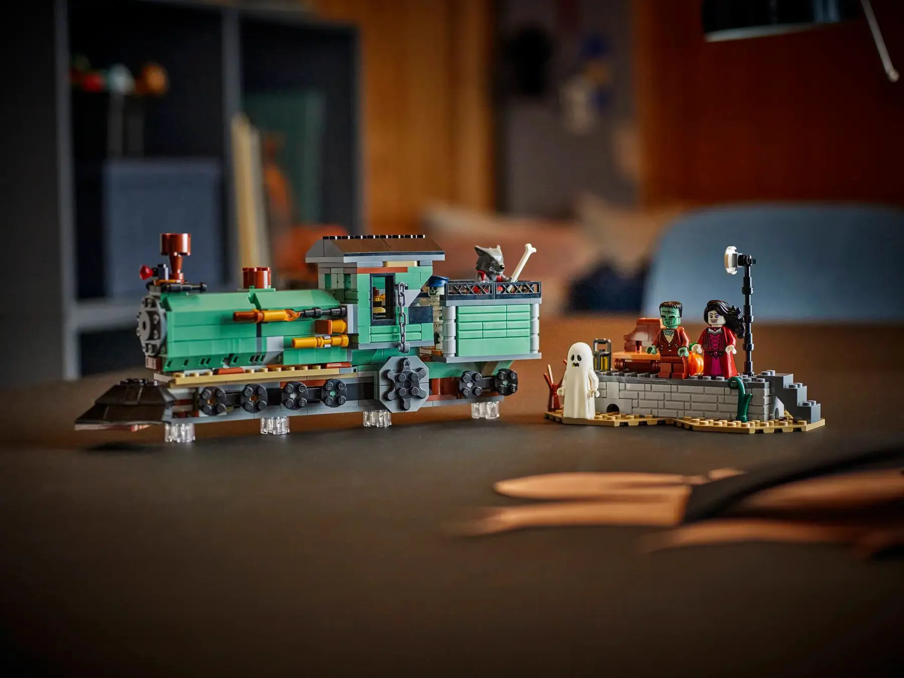 LEGO Creator - Дом с привидениями 3 в 1, 736 эл. foto