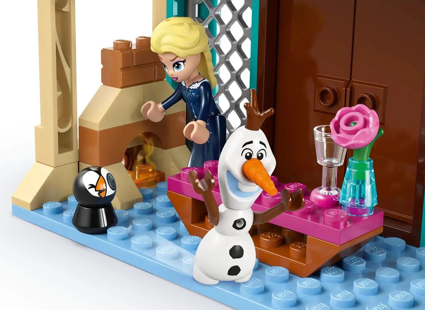 LEGO Disney - Замок Фрозен в Аренделле, 177 эл. foto