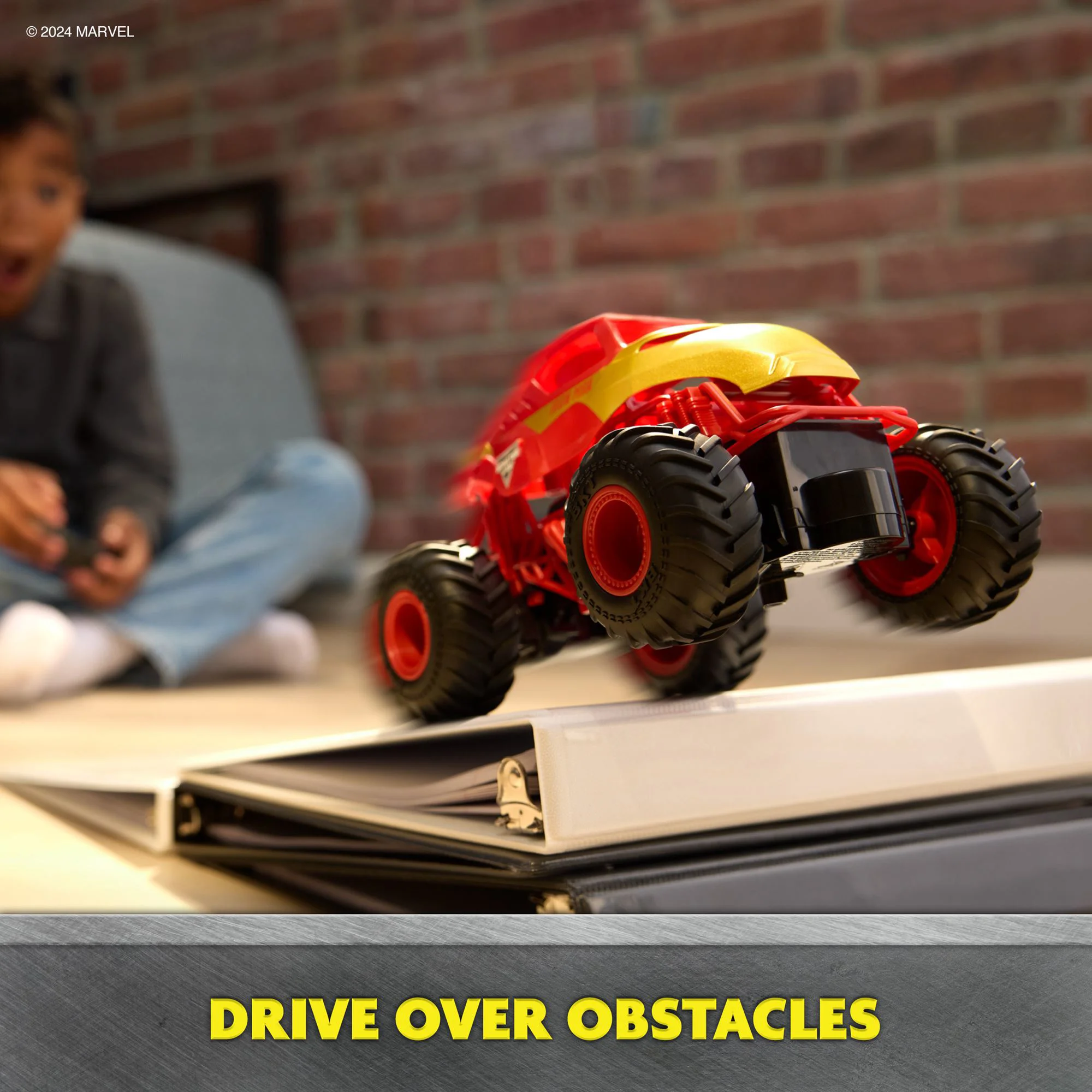 Jucarie cu telecomanda Spin Master Monster Jam - Omul de Fier, 1:24 foto