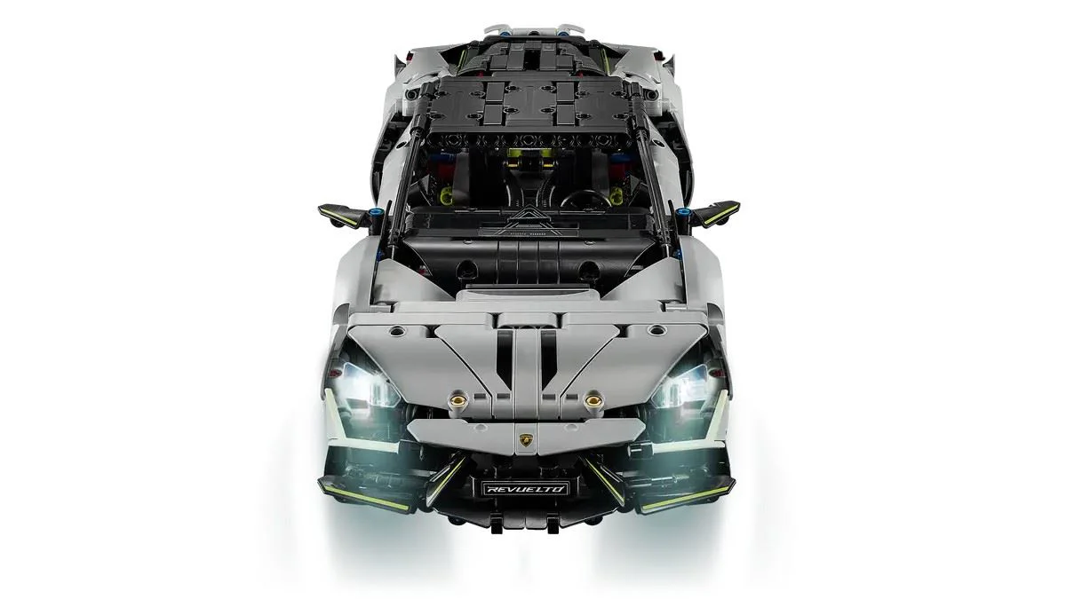LEGO Technic - Lamborghini Revuelto Super Sports Car, 1135 el. foto