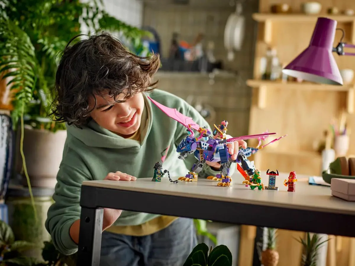 LEGO Ninjago - Rontu Master Dragon, 381 el. foto