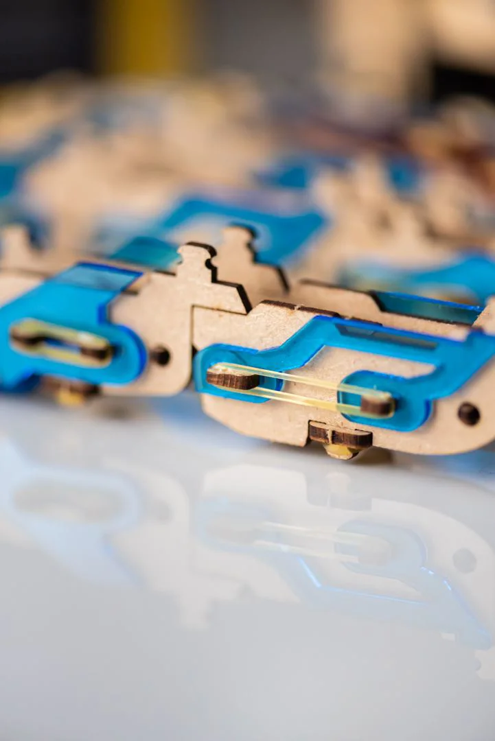 3D puzzle CubicFun Mana robotica: National Geografic foto