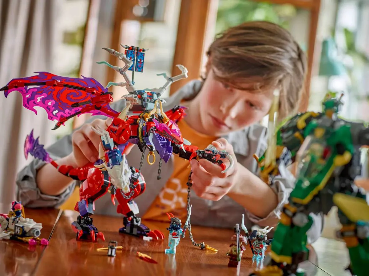 LEGO Ninjago - Lloyd's Jet Mech, 1112 el. foto