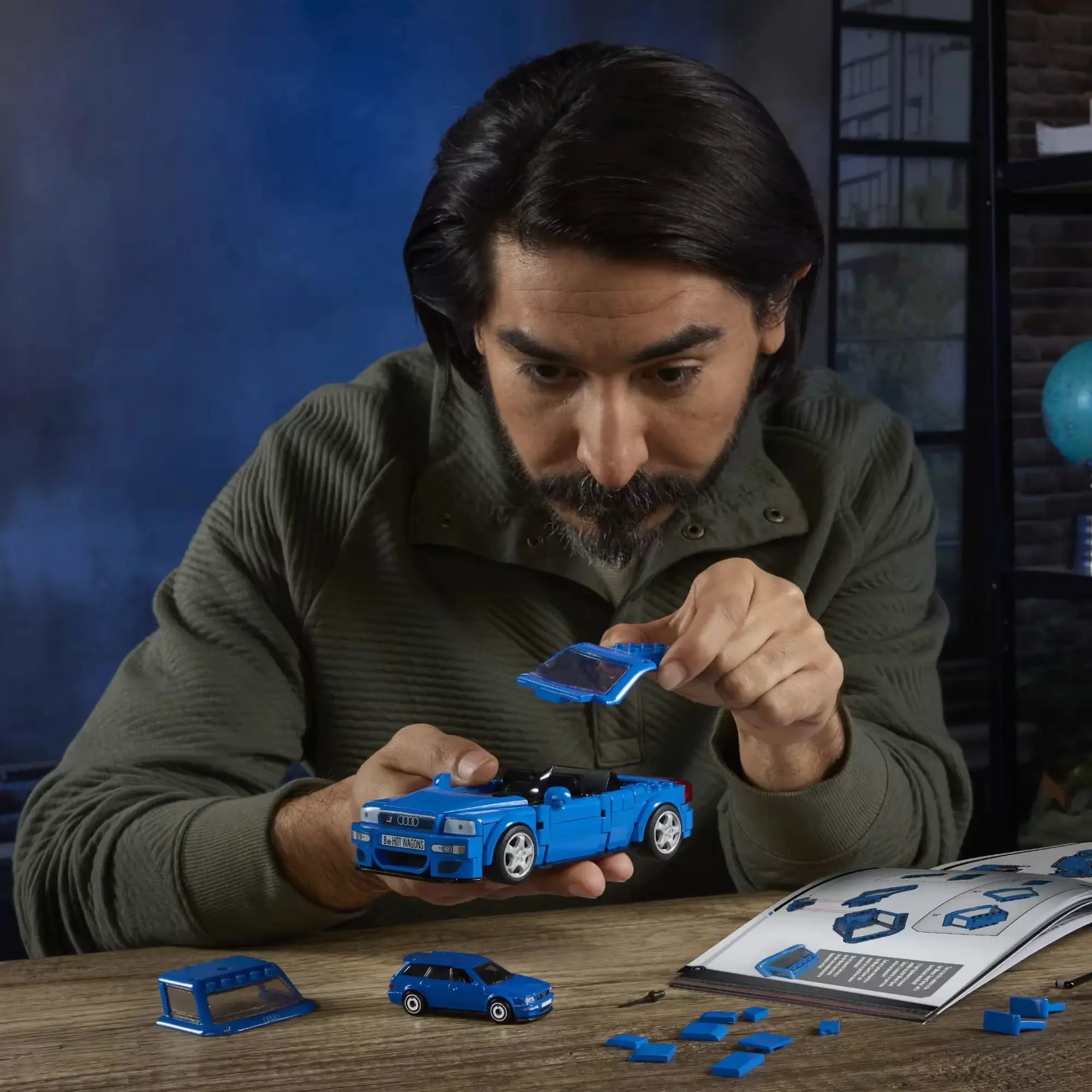 Набор для сборки Hot Wheels Audi Avant RS2 (253 детали), scara 1:32 foto