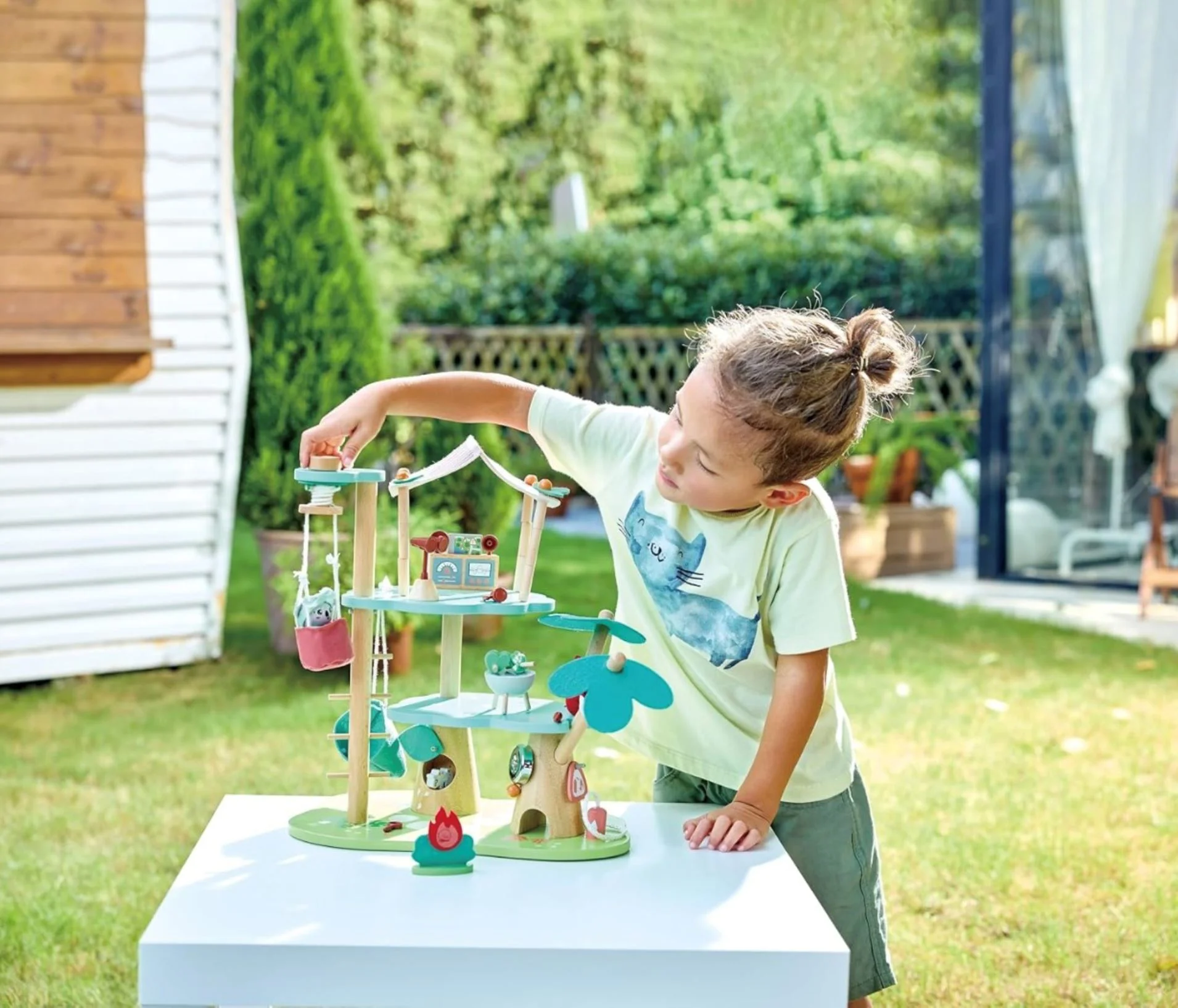 Игровой набор Hape Главный Деревянный Штаб Кики foto