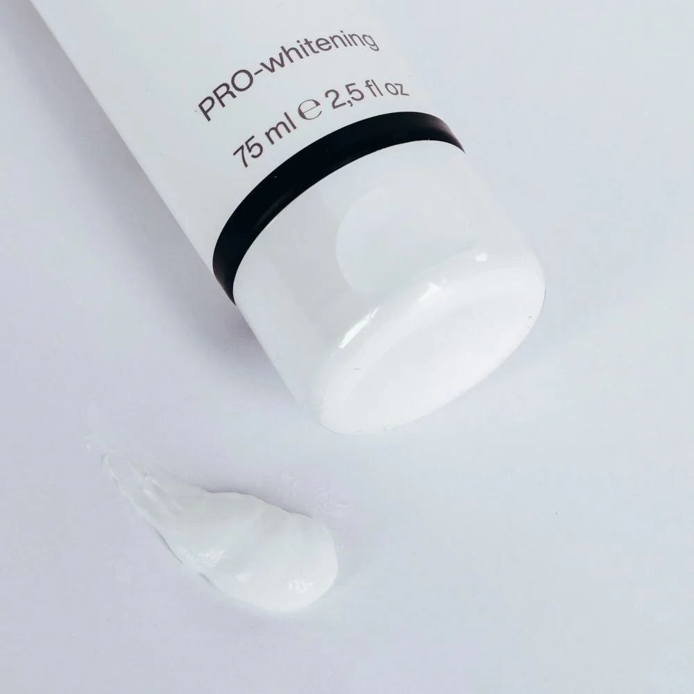Pasta de dinti Dentissimo Pro Whitening, 75 ml foto