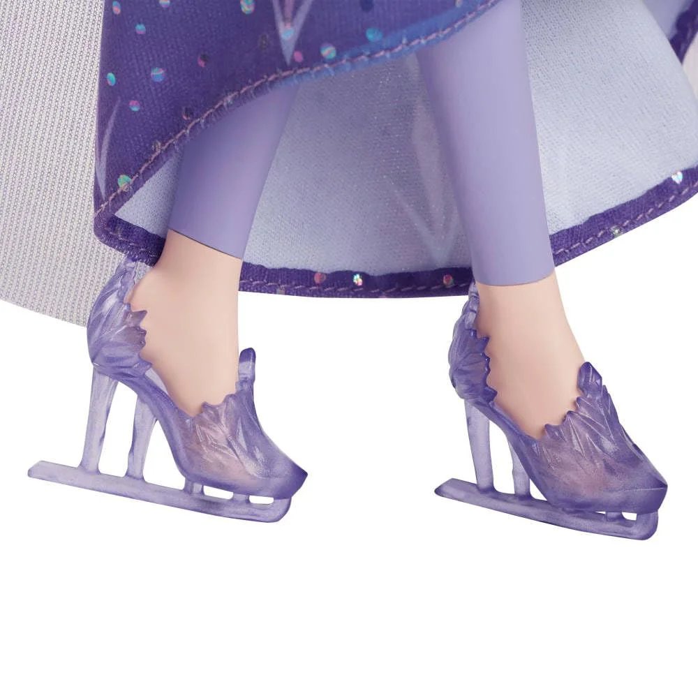 Papusa Disney Frozen "Elsa Patinatoare pe Gheata" foto