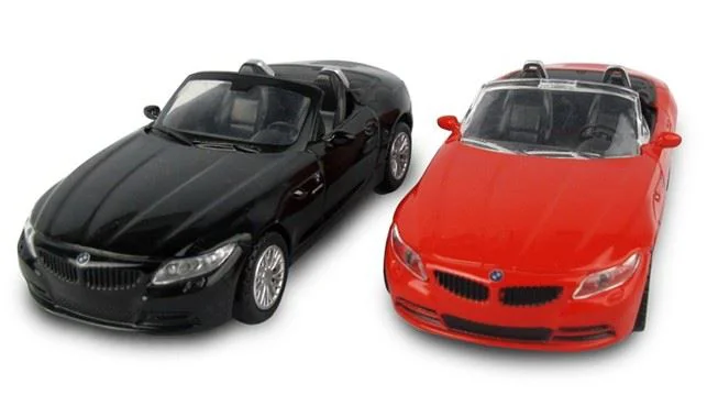Машинка Rastar BMW Z4, 1:43 foto