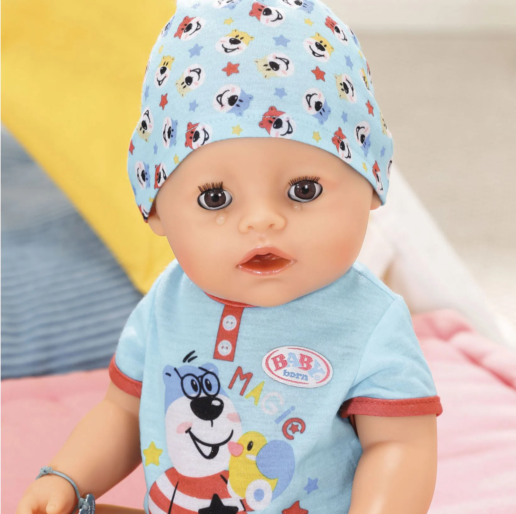 Papusa Baby Born Bebelus baietel, cu functii si accesorii, 43 cm foto