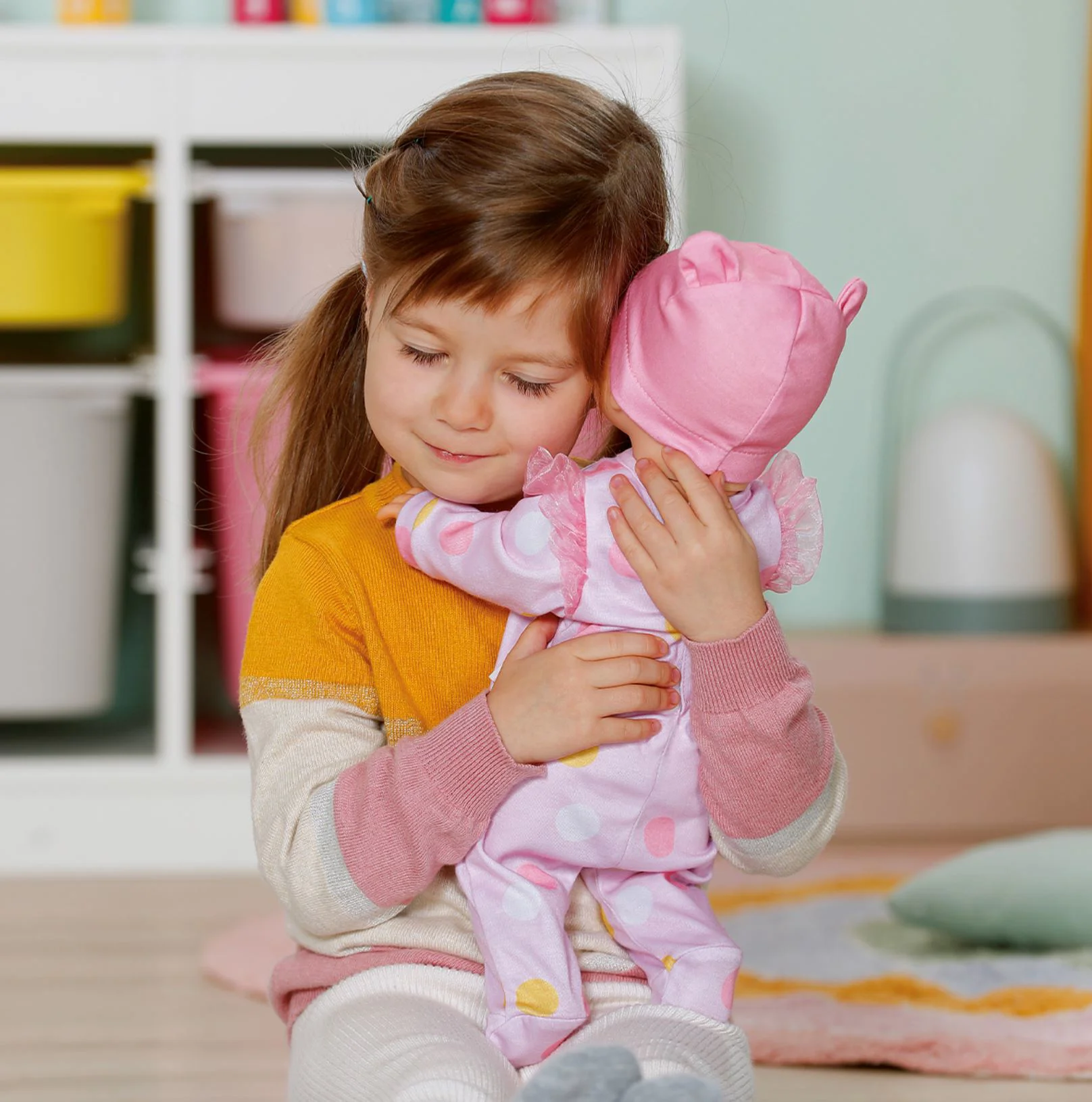 Papusa interactiva Baby Born Emily bebelus care merge, 43 cm foto