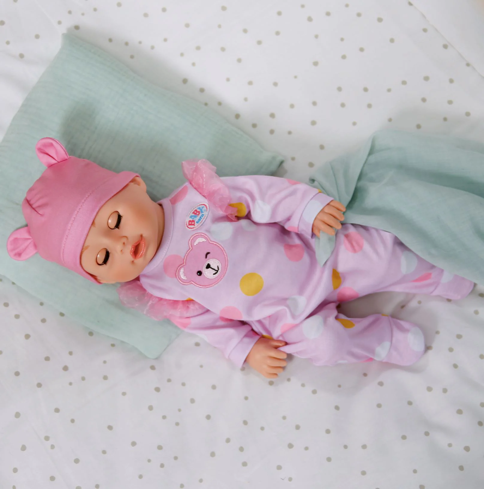 Papusa interactiva Baby Born Emily bebelus care merge, 43 cm foto
