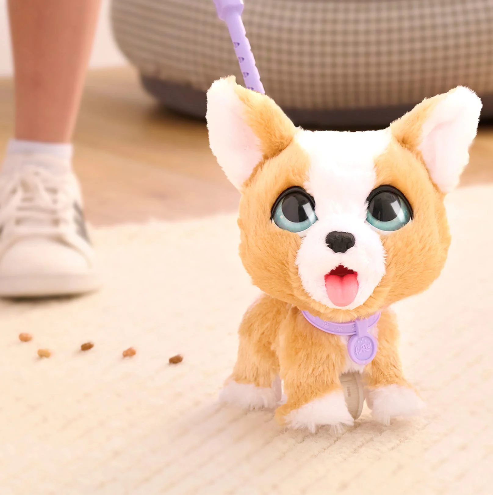 Jucarie interactiva de plus FurReal Catelus Corgi cu lesa, 23 cm foto