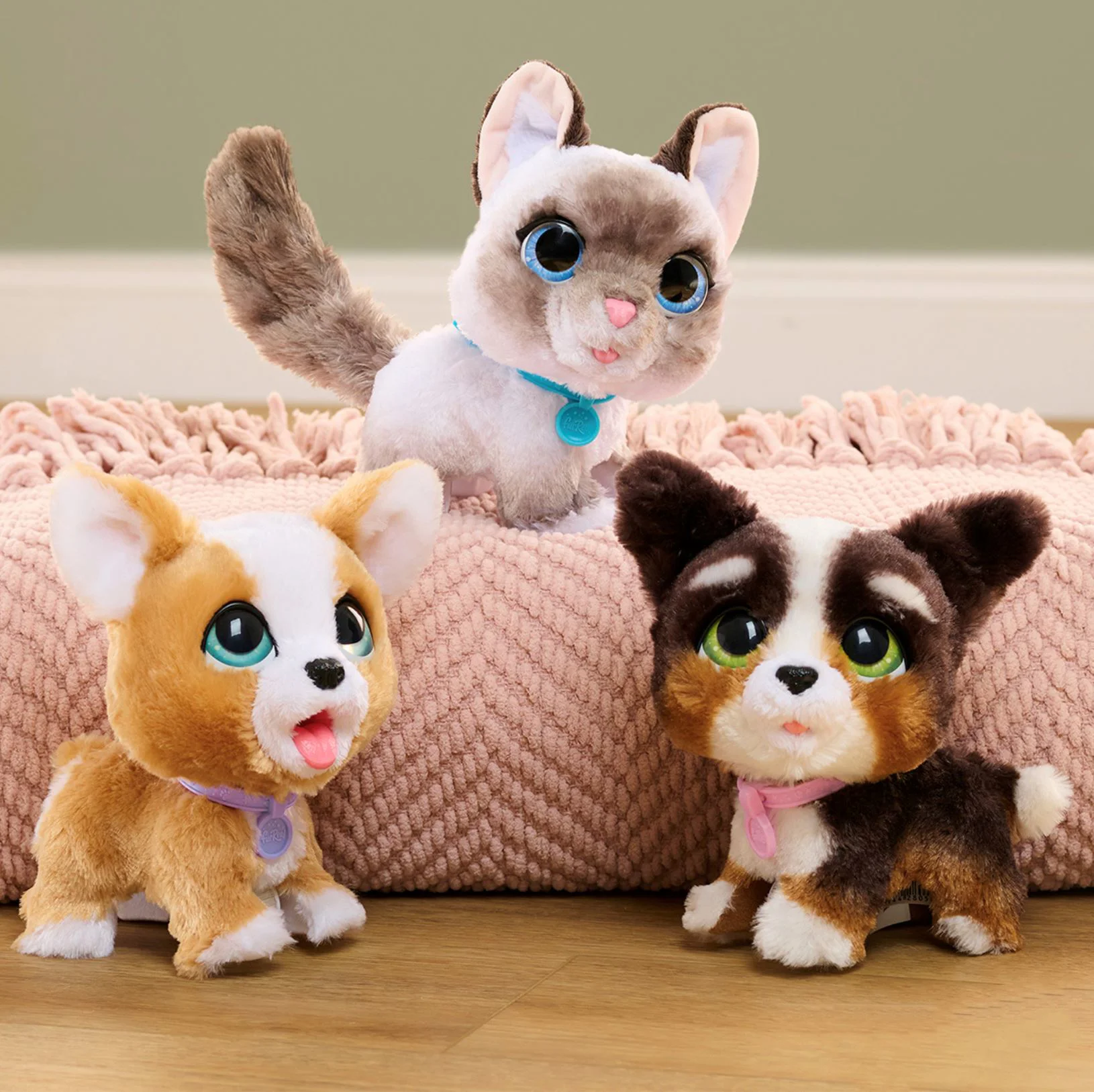 Jucarie interactiva de plus FurReal Catelus Corgi cu lesa, 23 cm foto