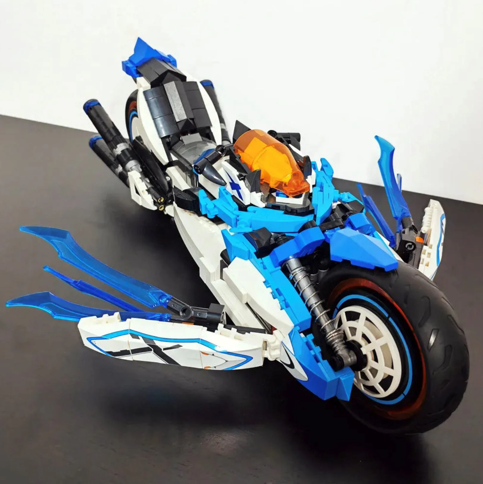 Set de constructie Jie Star Motocicleta Cyberangel, 1230 el. foto