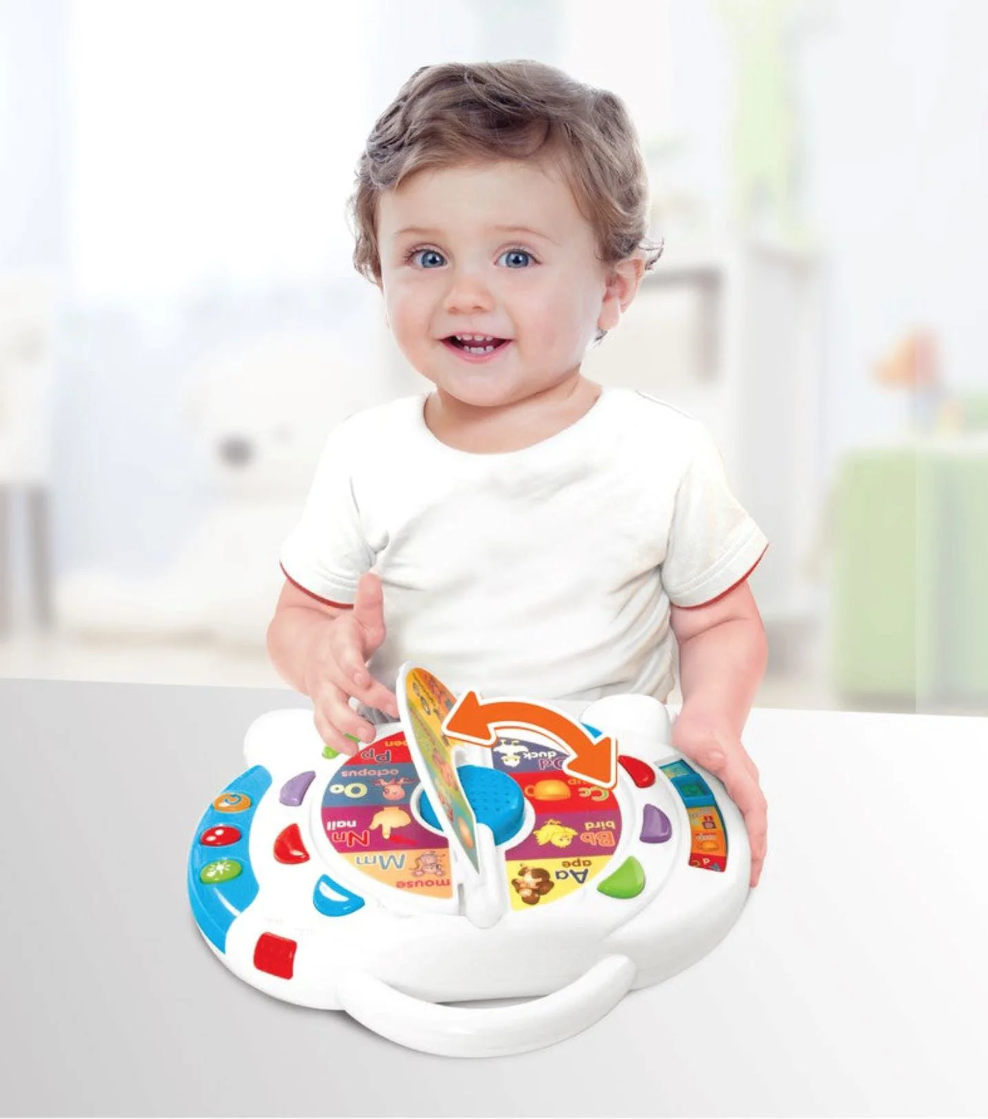 Игрушка для детей Winfun Портативная обучающая книга с заданиями foto
