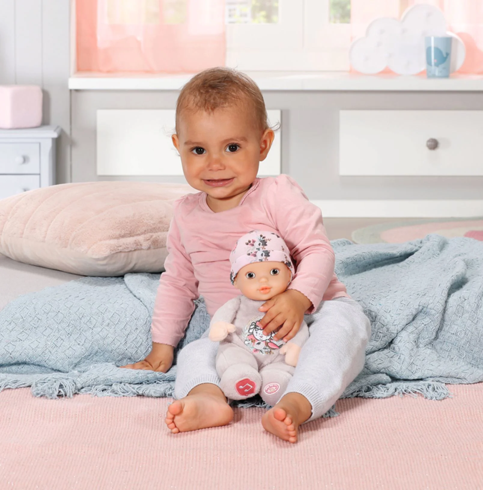 Papusa interactiva Baby Annabell cu corp moale si inregistrare vocala foto