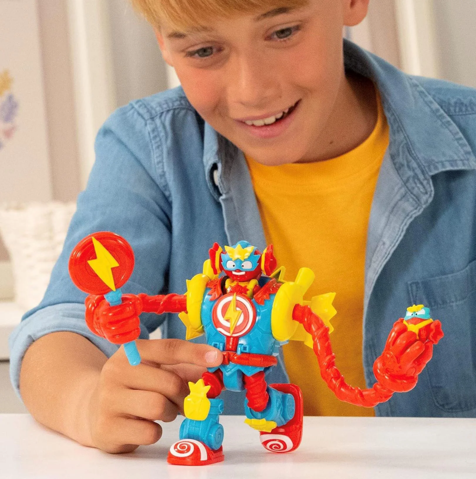 Игровой набор SuperThings Супербот Шугарфан foto