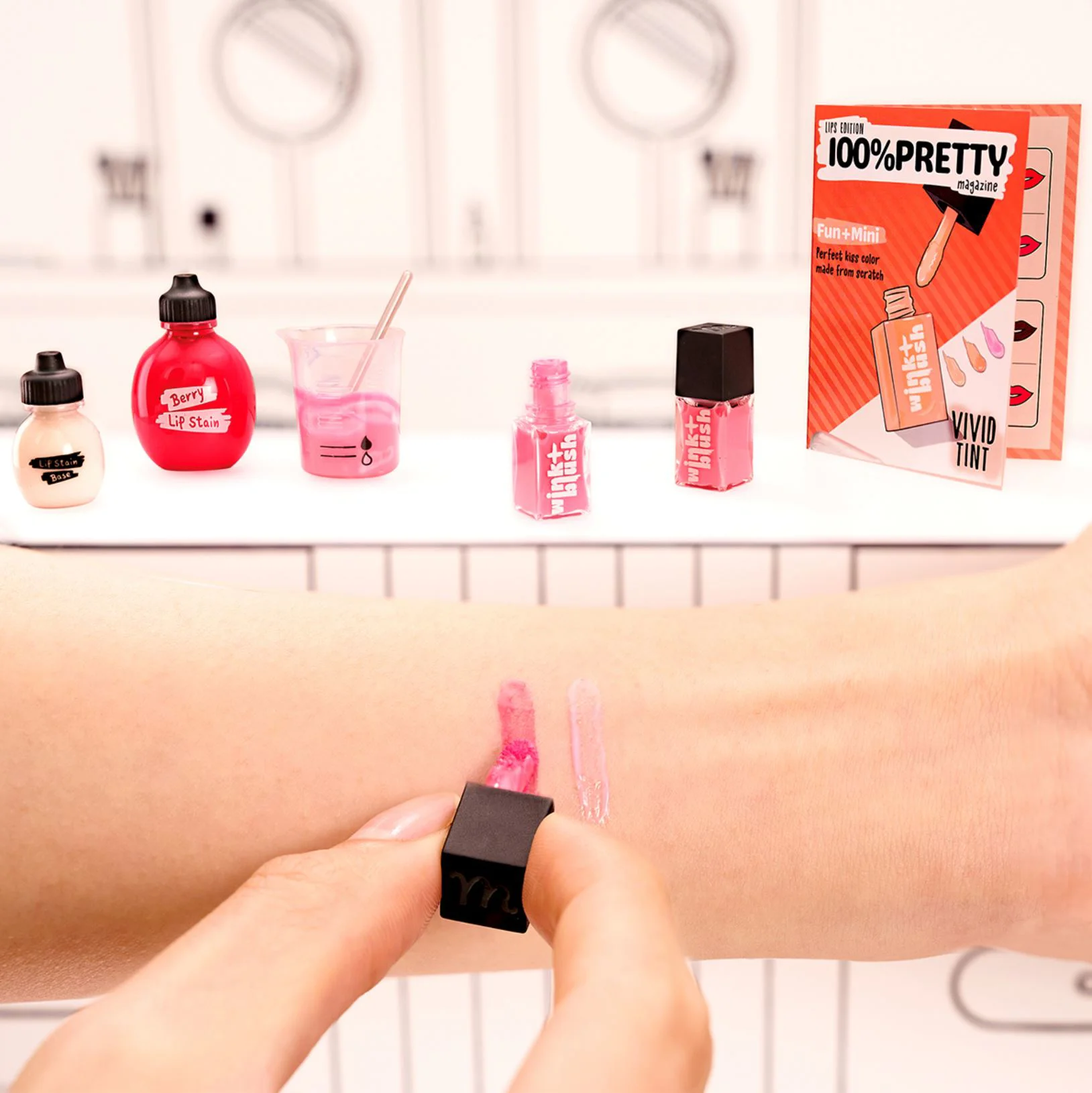 Set de joaca Miniverse Cosmetice reale foto